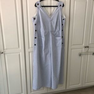 striped jumpsuit 🧚🏼‍♀️ perfect for summer